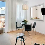 Apartment Metropolis Sevilla